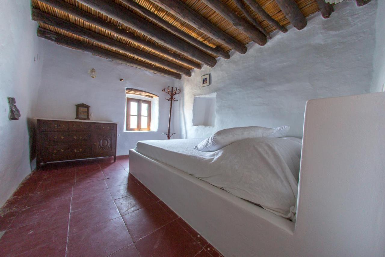 Spiti Anita, Superior Master & Double Room - Pristine, Serene, Beautiful Views Гаврион Экстерьер фото